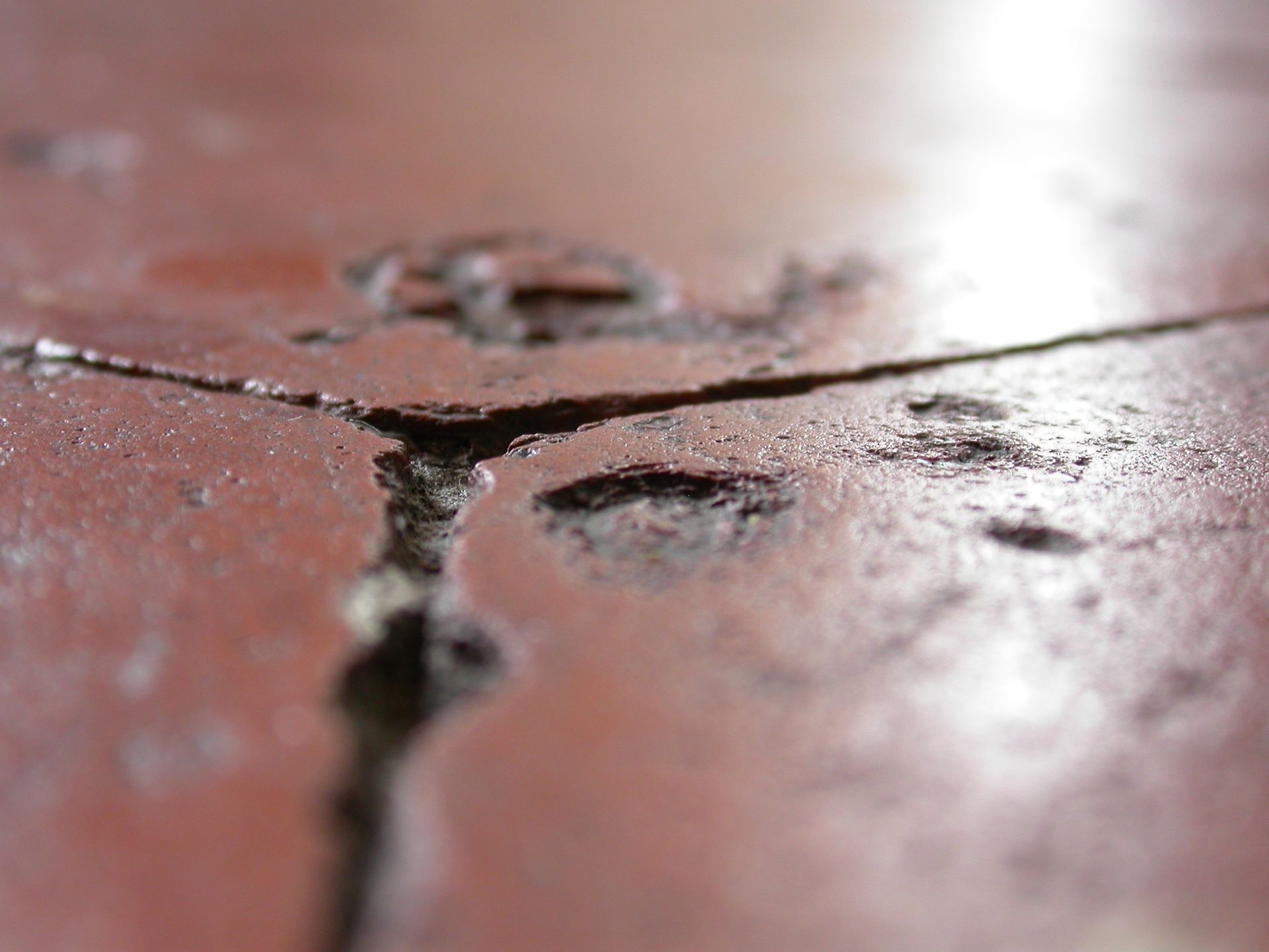 Zoom sur une jonction de trois tomettes