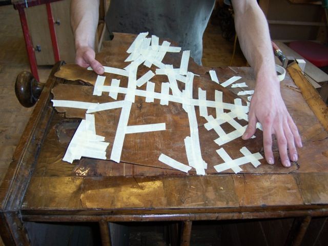 Commode en noyer, 18ème - François David - Nyon