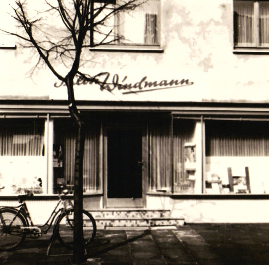 Salon Windmann historisch