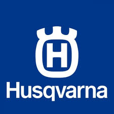 Weisses Husqvarna-Logo auf blauem Hintergrund.