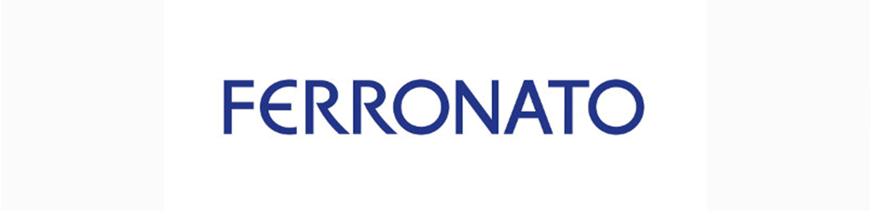 Das Wort Ferronato ist in blau auf weißem Hintergrund geschrieben