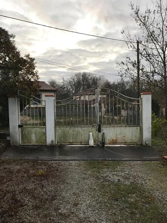 Ancien portail et portillon avant travaux