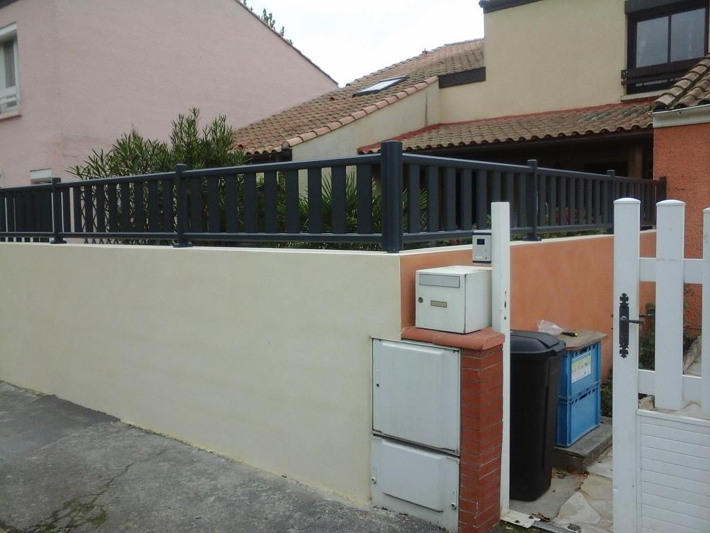 Clôture sur muret faite sur mesure