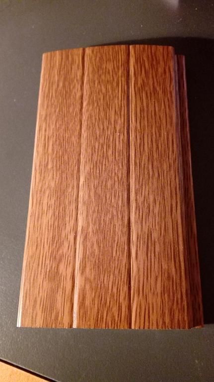 Aluminium aspect chêne doré