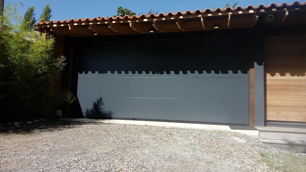 Porte Sectionnelle gris anthracite