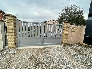 Portail aluminium modèle CYCLONE