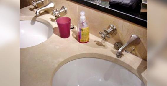sanitor détartrage de vasques de salles de bains