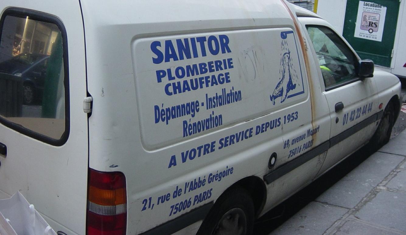 sanitor véhicule d'intervention