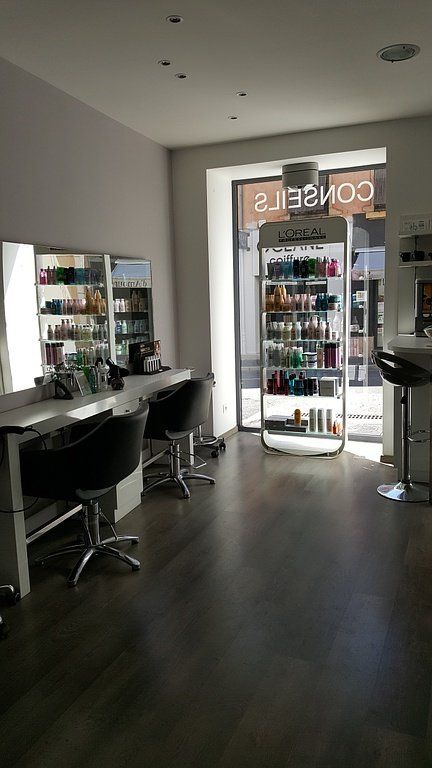 Venez au salon Coiffeur Incognito à St-Genis-Laval 69