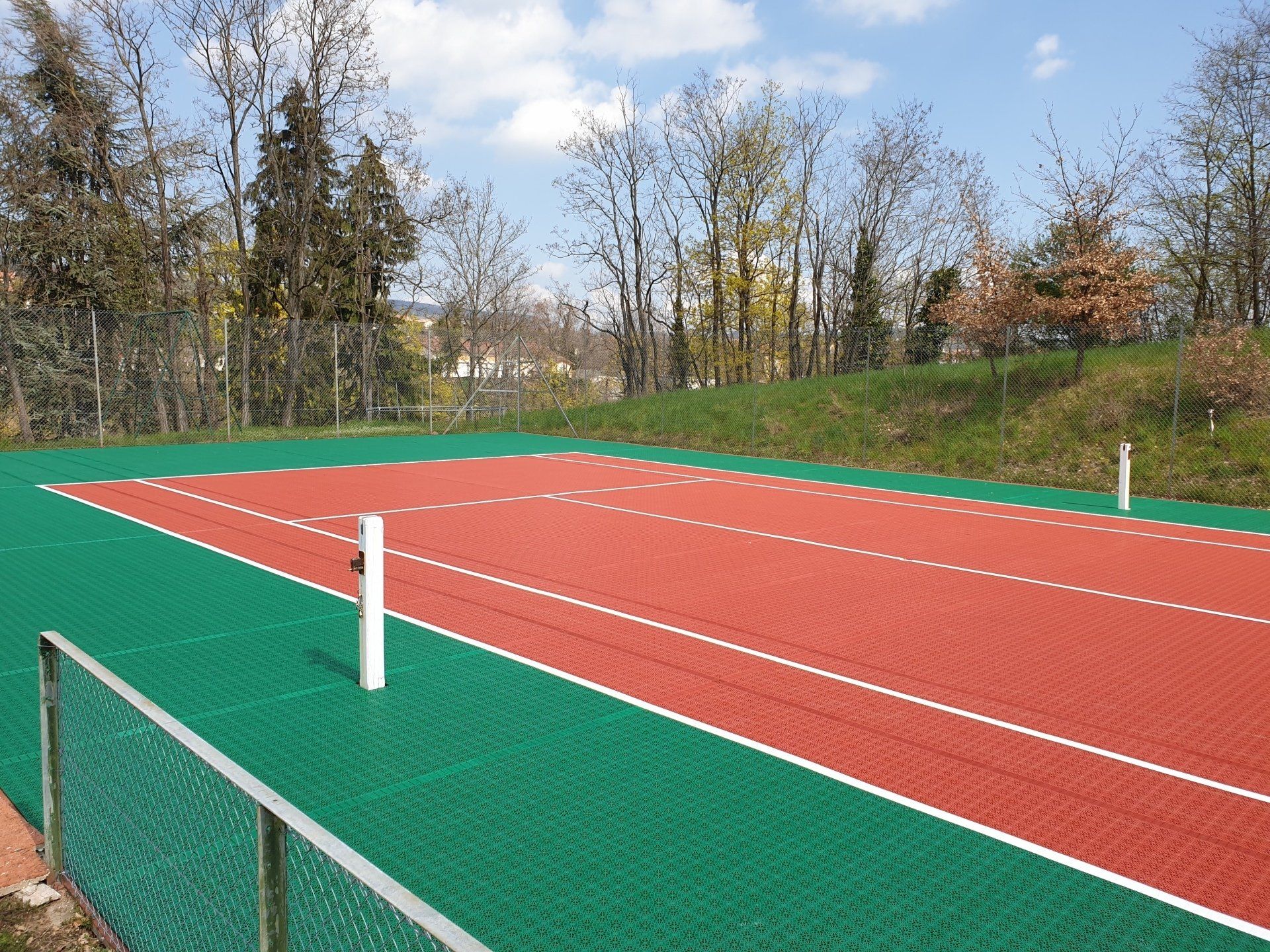 Terrain de tennis 70