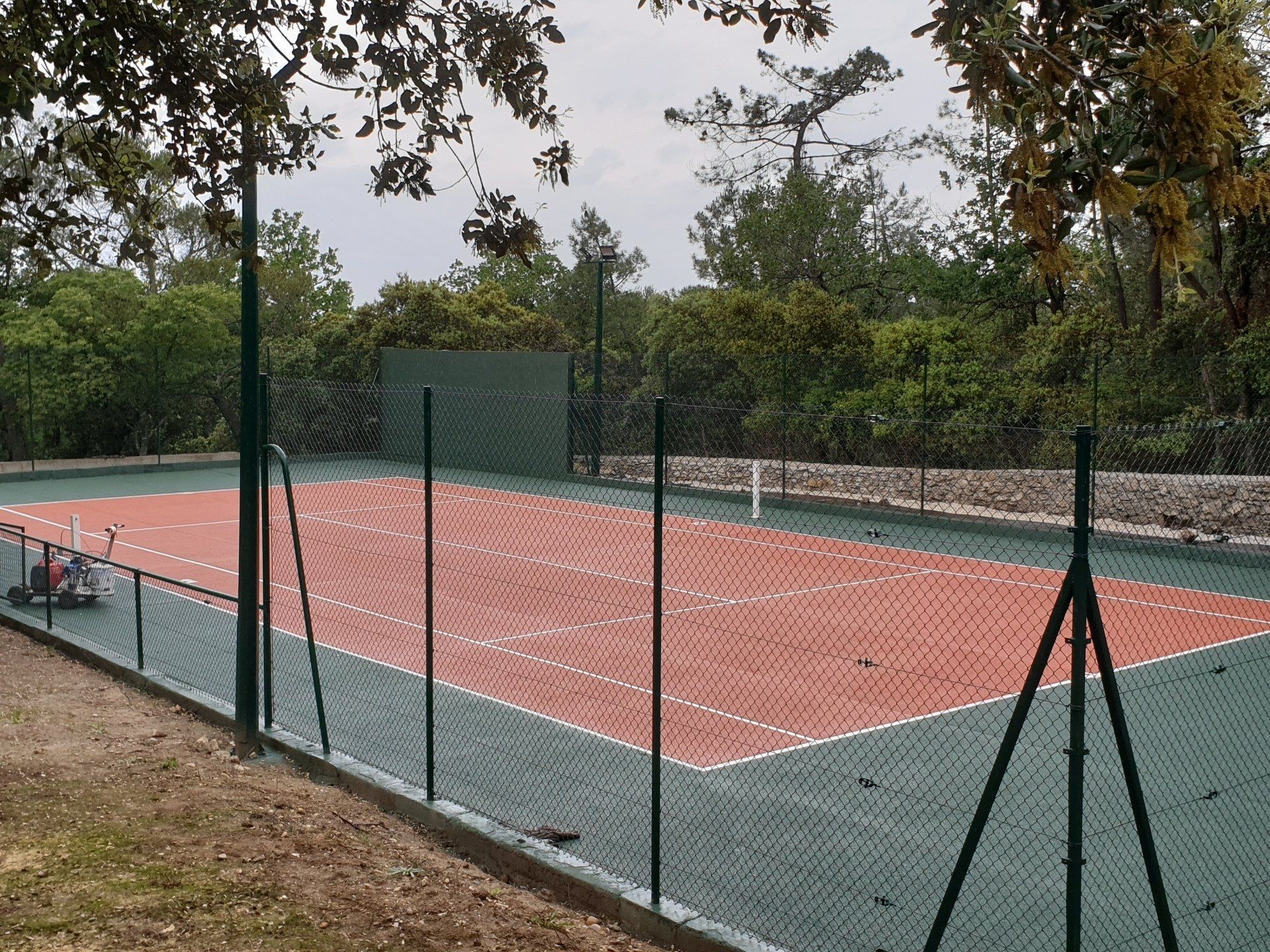 Terrain de tennis 24