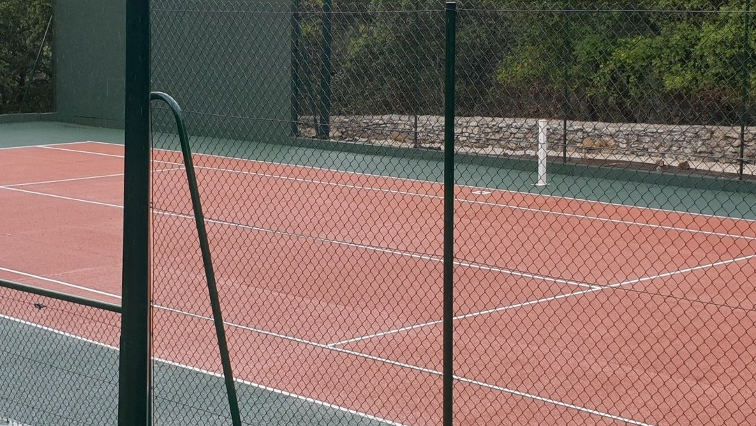 Terrain de tennis 94