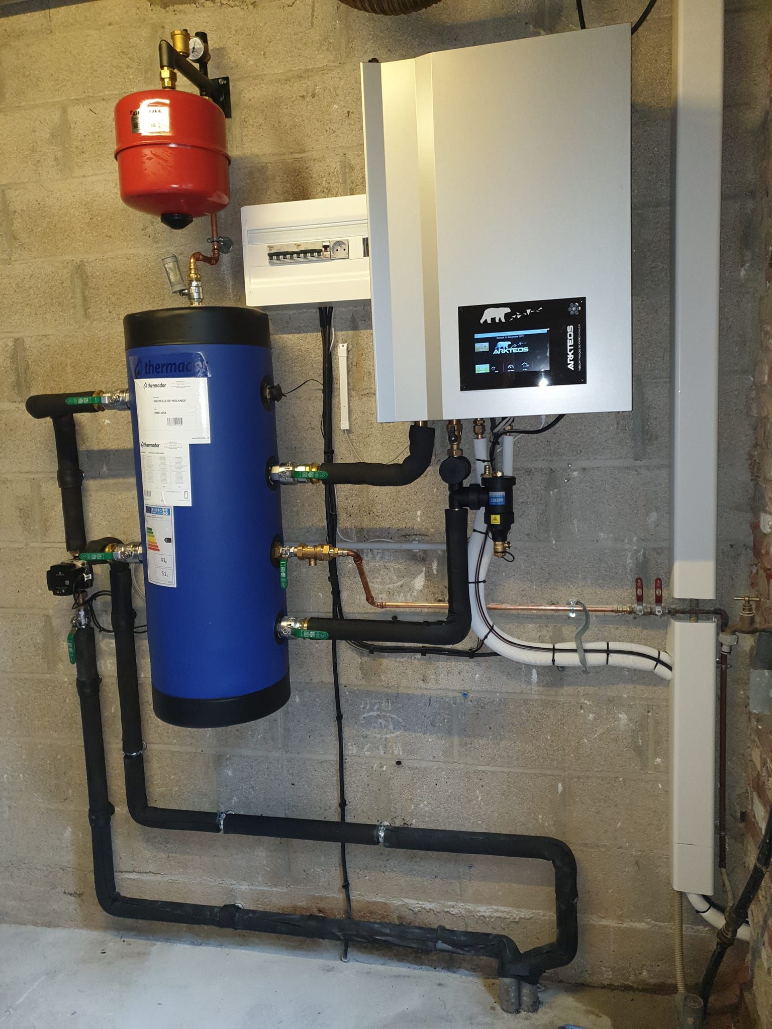 Système de chauffage et production d'eau chaude