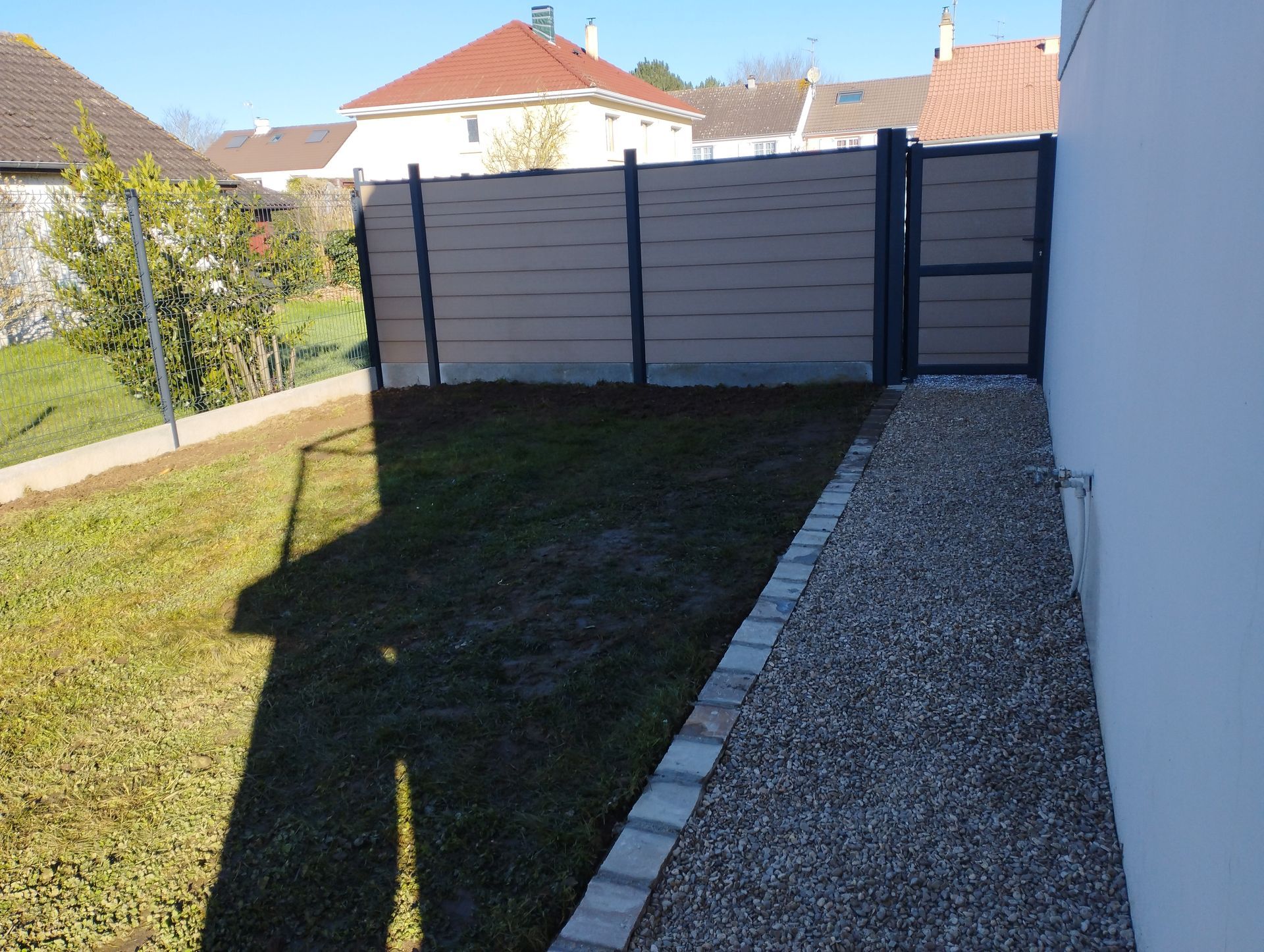 Clôture composite après travaux