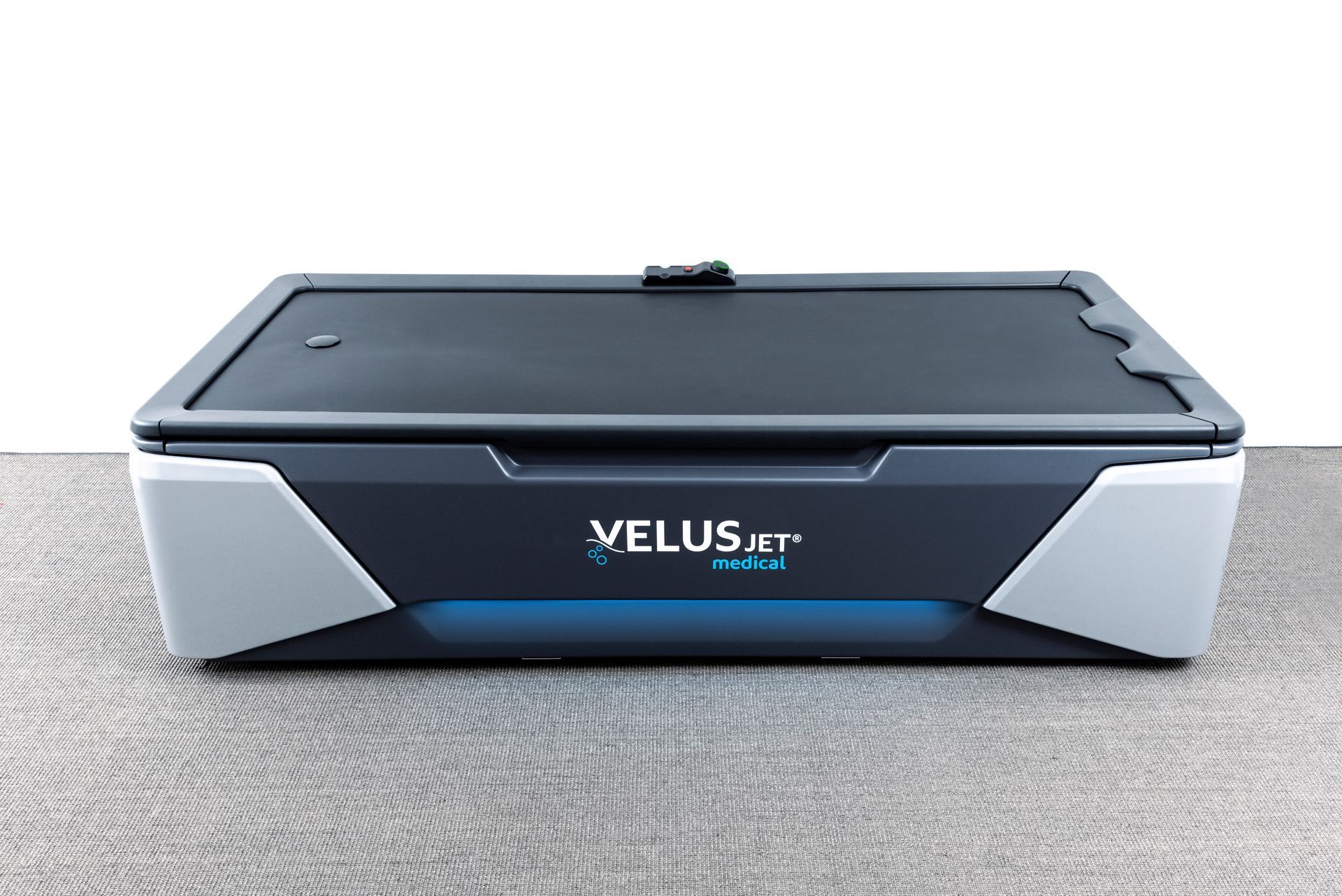 Velusjet von der Seite aufgenommen