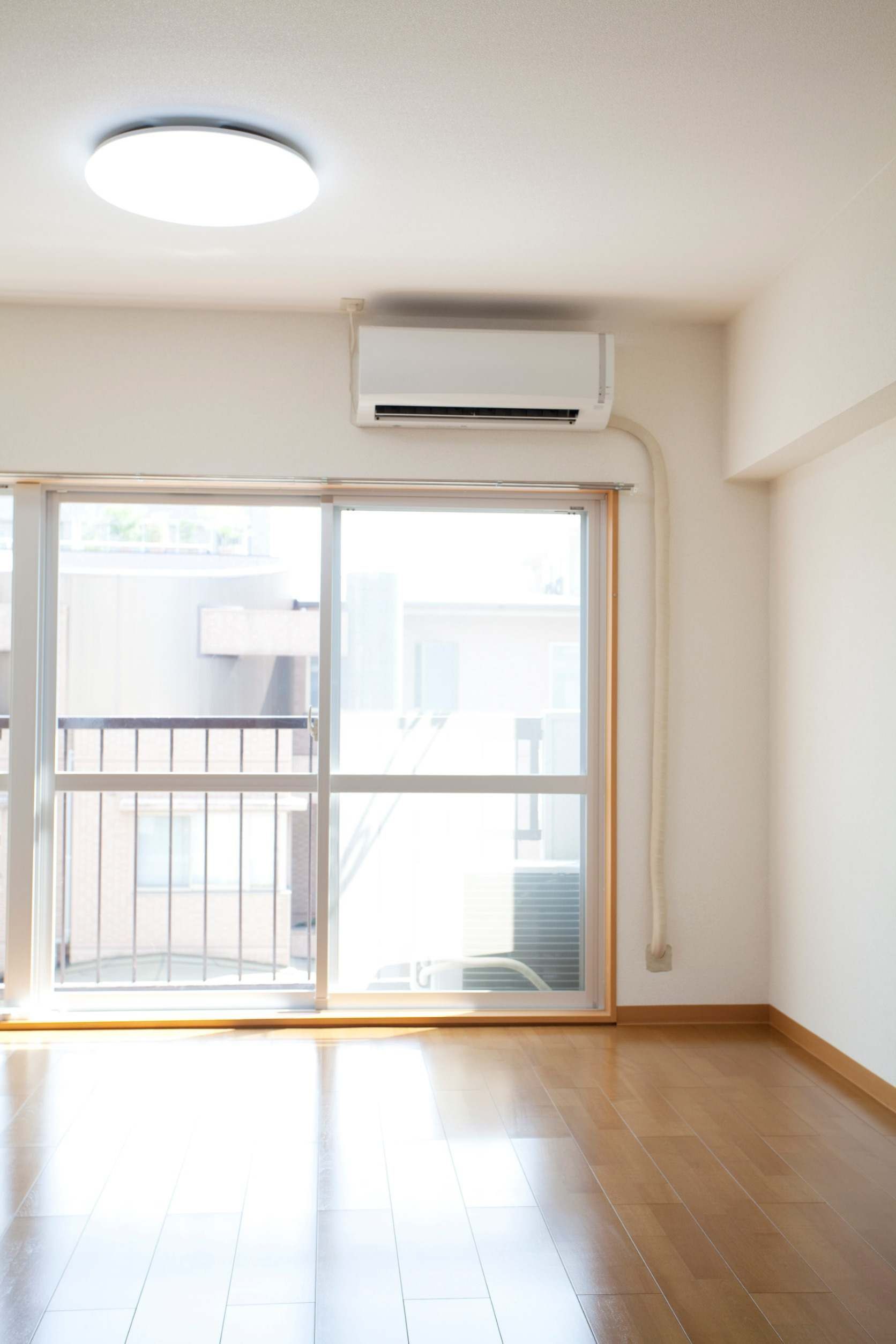 Gráfico de marcador de posición de una forma similar a una montaña con un círculo encima, sobre un fondo gris claro.