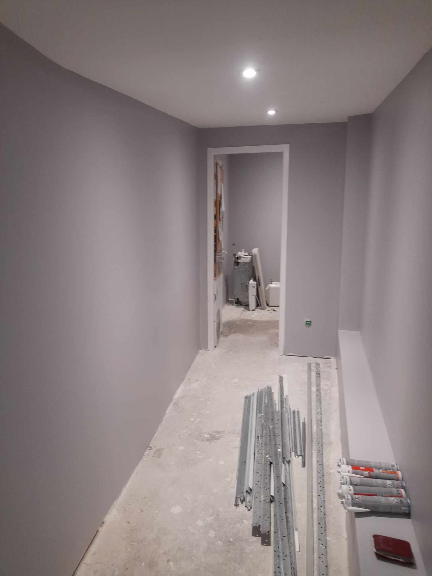 Peinture d'un couloir