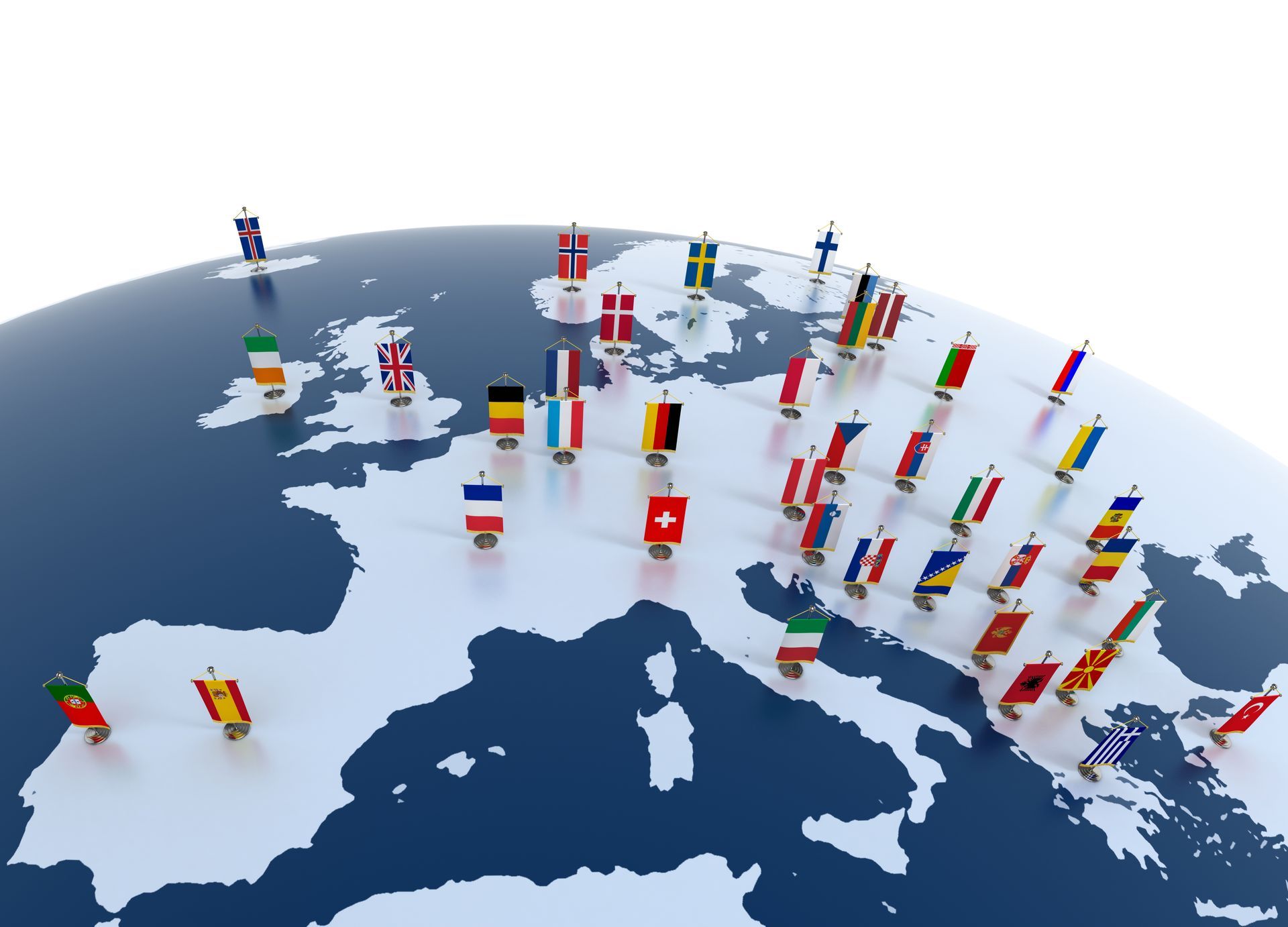 Drapeaux miniatures marquant les pays européens sur une carte de l'Europe