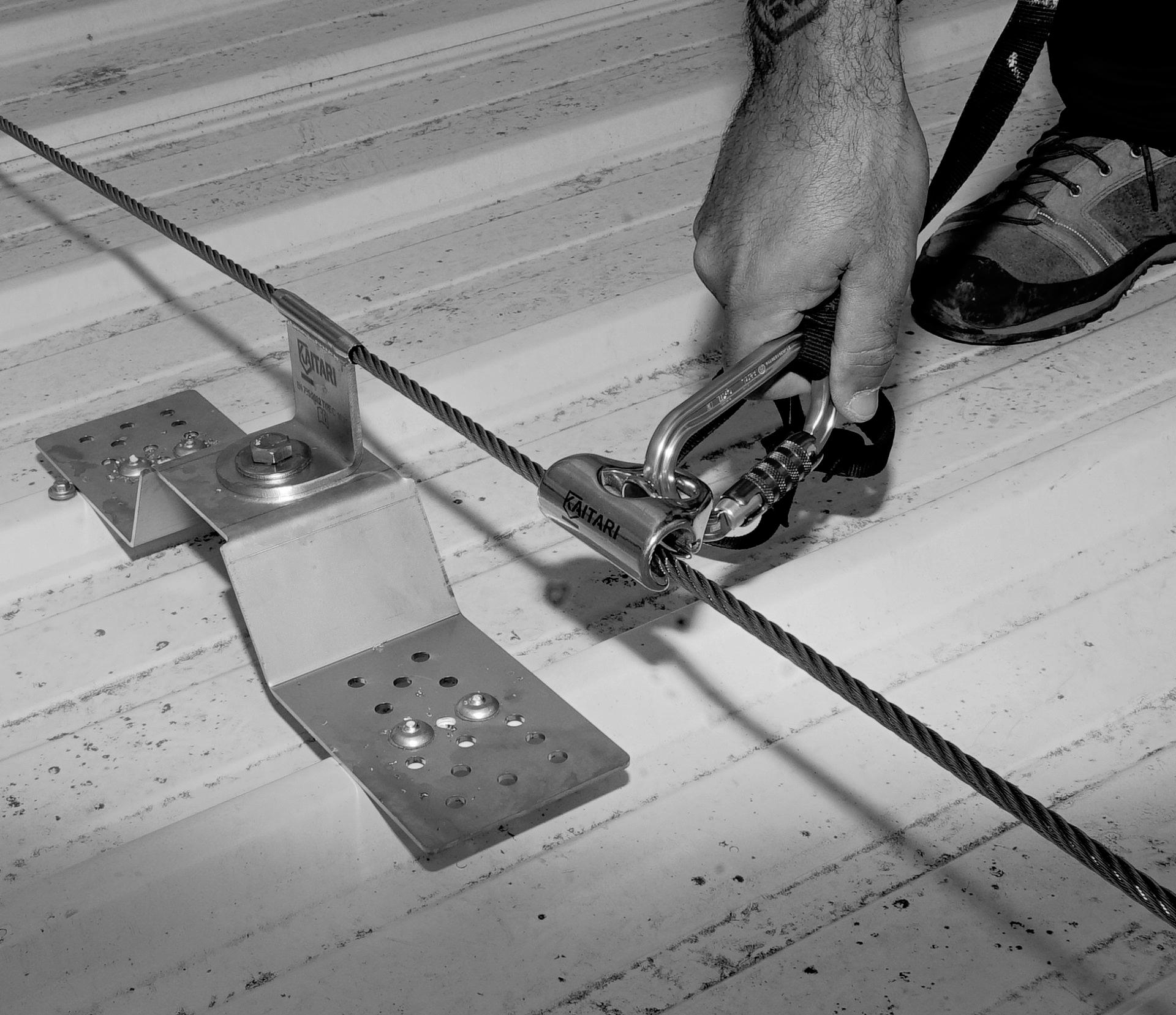 Leer más sobre la instalación de líneas de vida y sistemas anticaídas