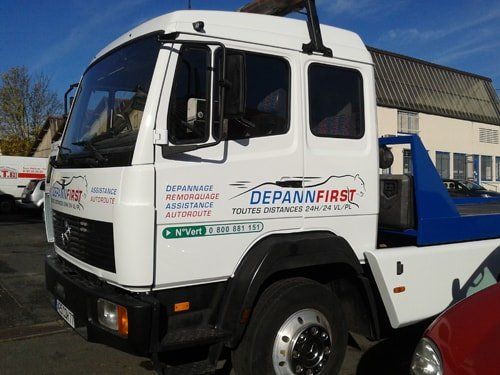 Marquage de camion DepannFirst