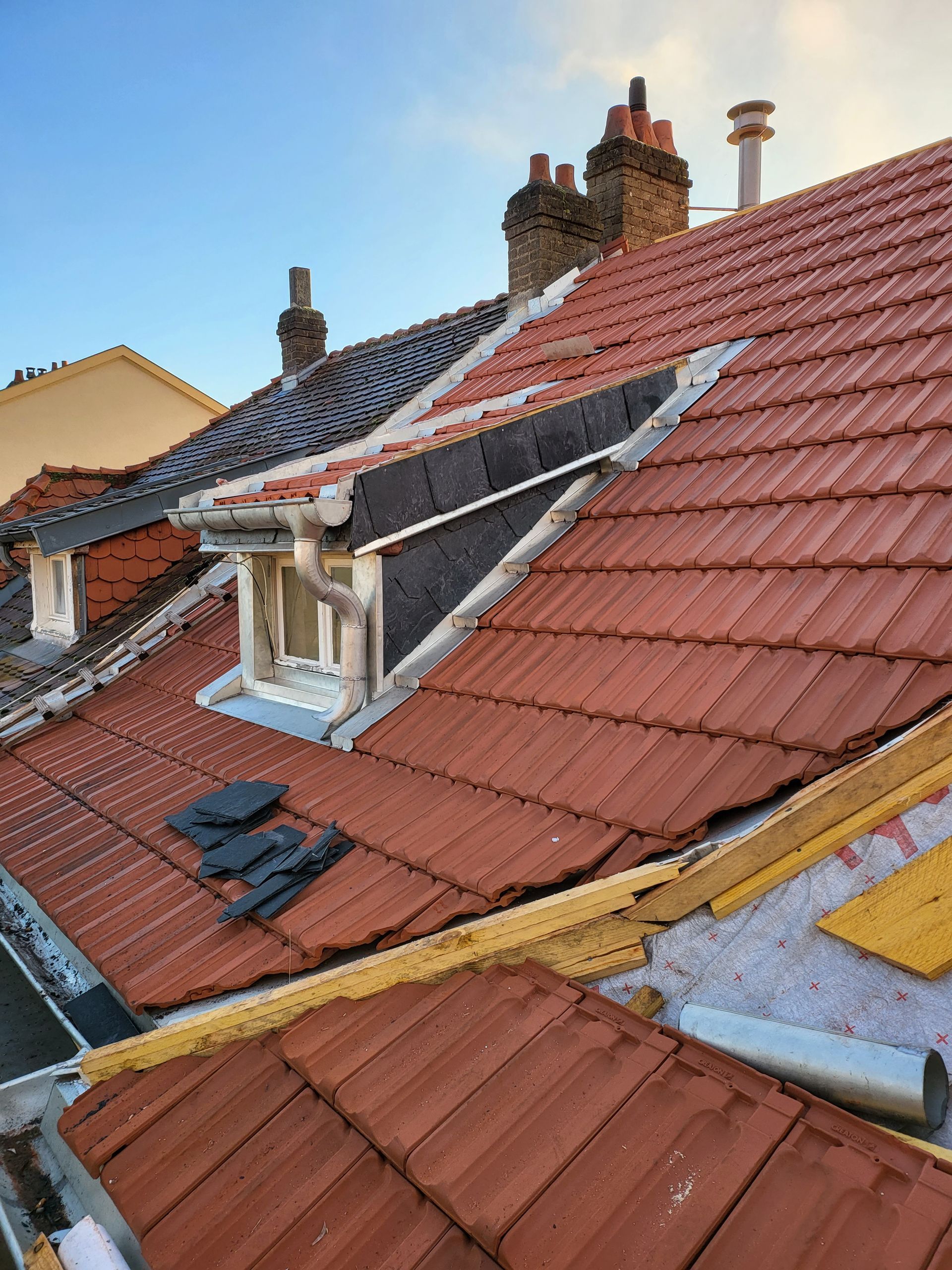 Vue sur une fenêtre de toit