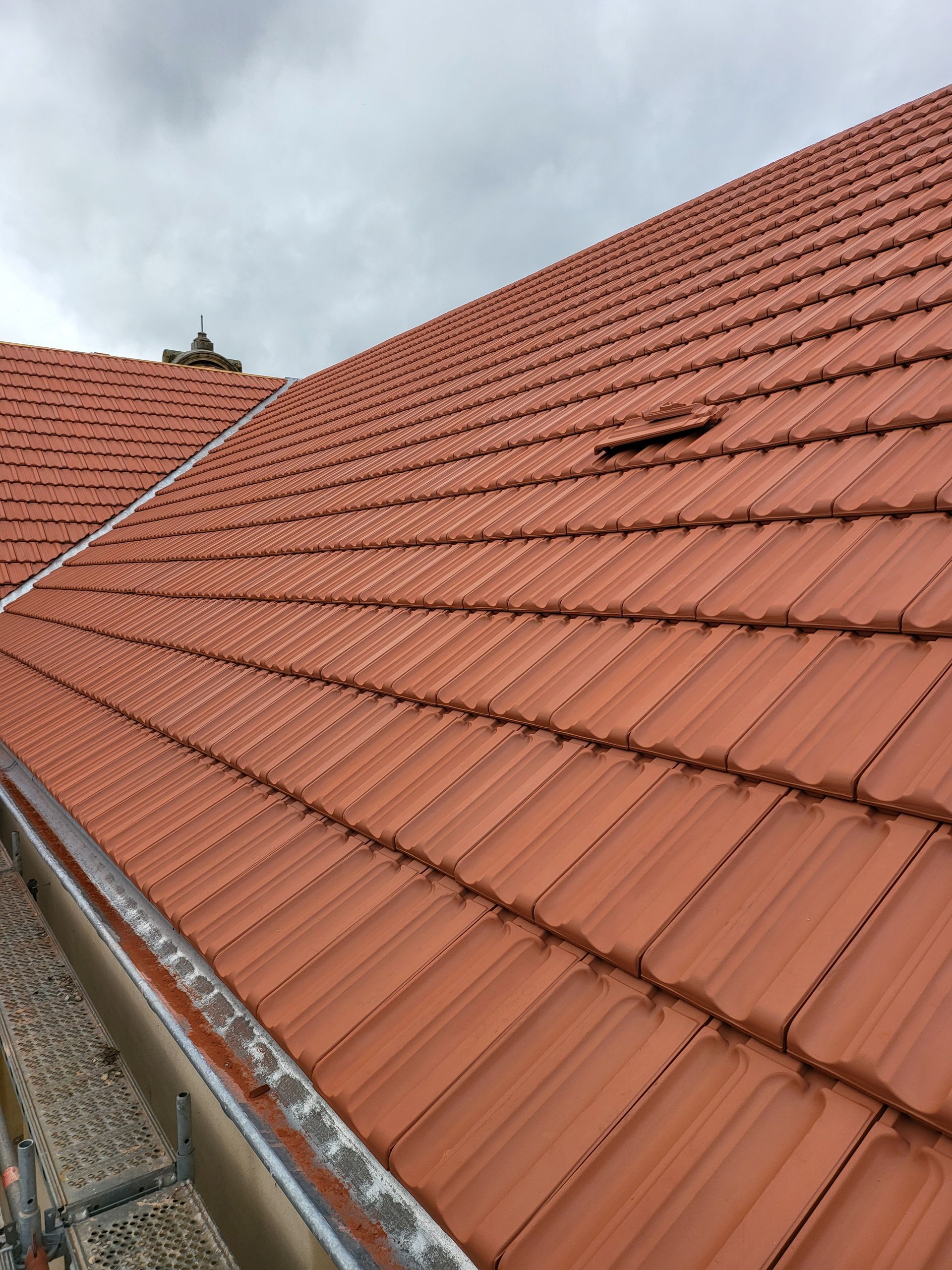 Toiture complète en tuile orange
