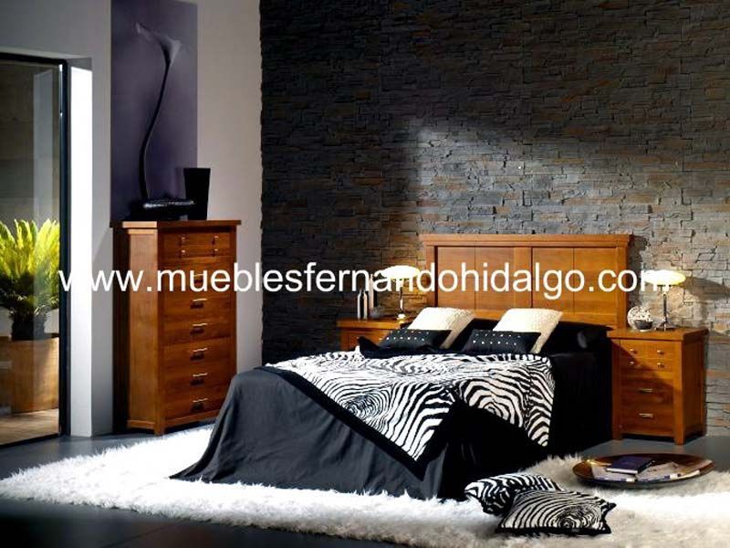 Un dormitorio con la web www.mueblesfernandohidalgo.com