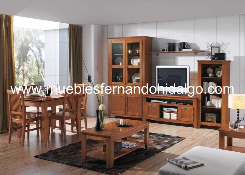 Una sala con mesa y sillas y la pagina web www.mueblesfernandohidalgo.com