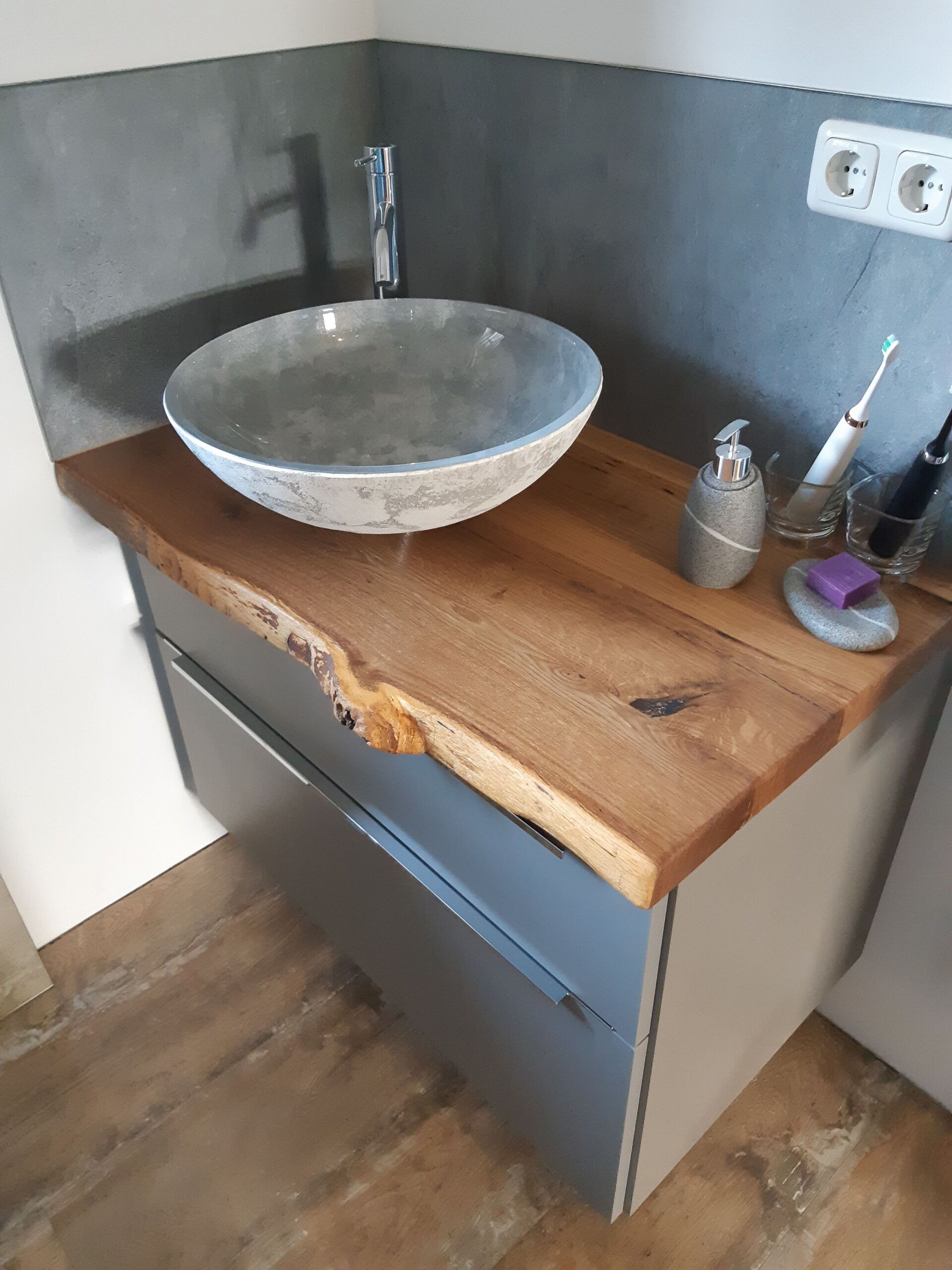 Schreinerei Büttner Badmöbel