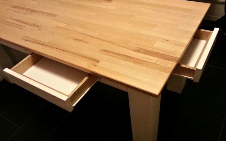 Schreinerei Büttner Holztisch