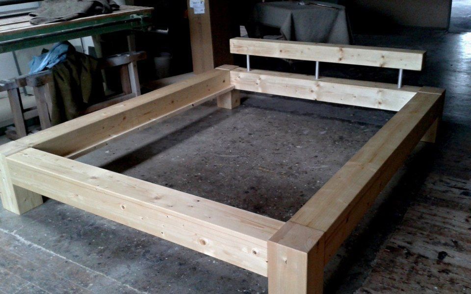 Schreinerei Büttner Holztisch