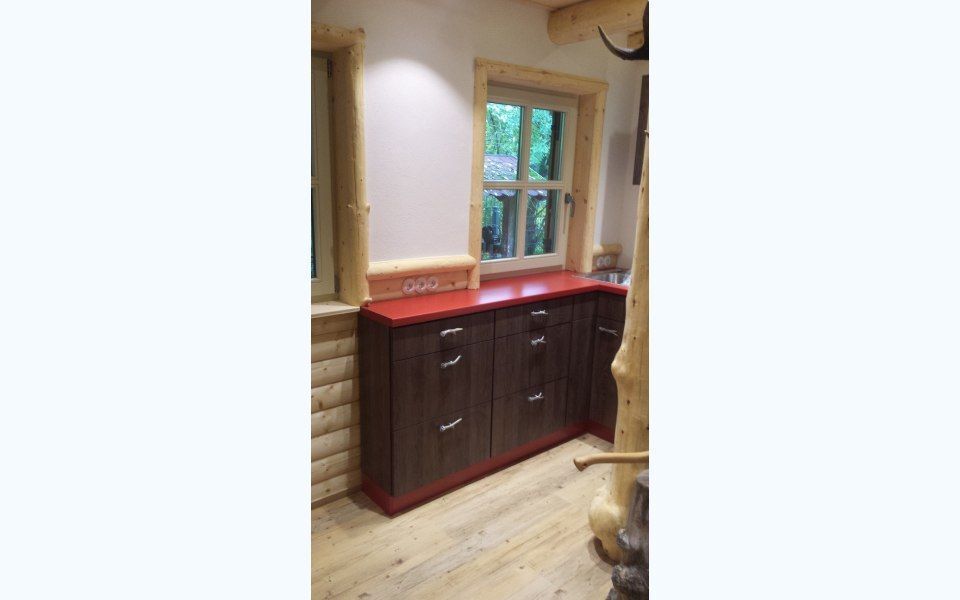 Schreinerei Büttner Holzschrank