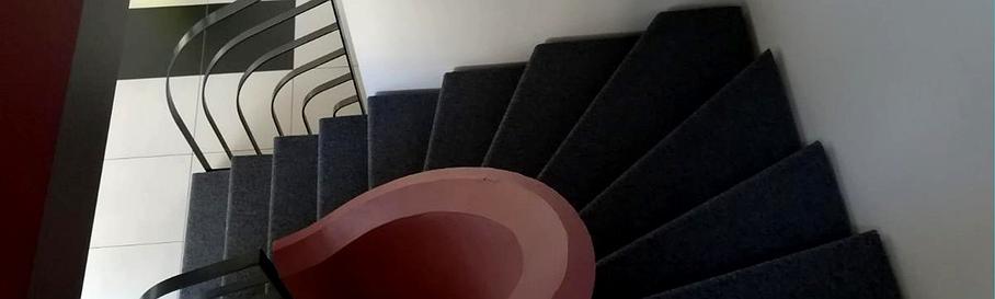 moquette sur escalier
