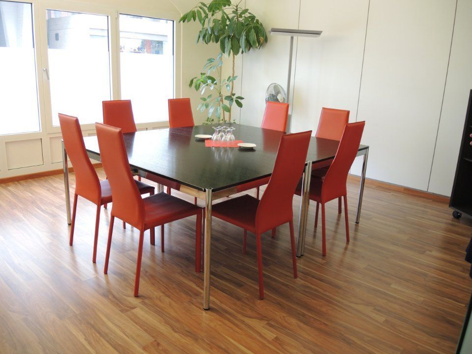 SEKRETARIAT HÄLLER GMBH Konferenztisch