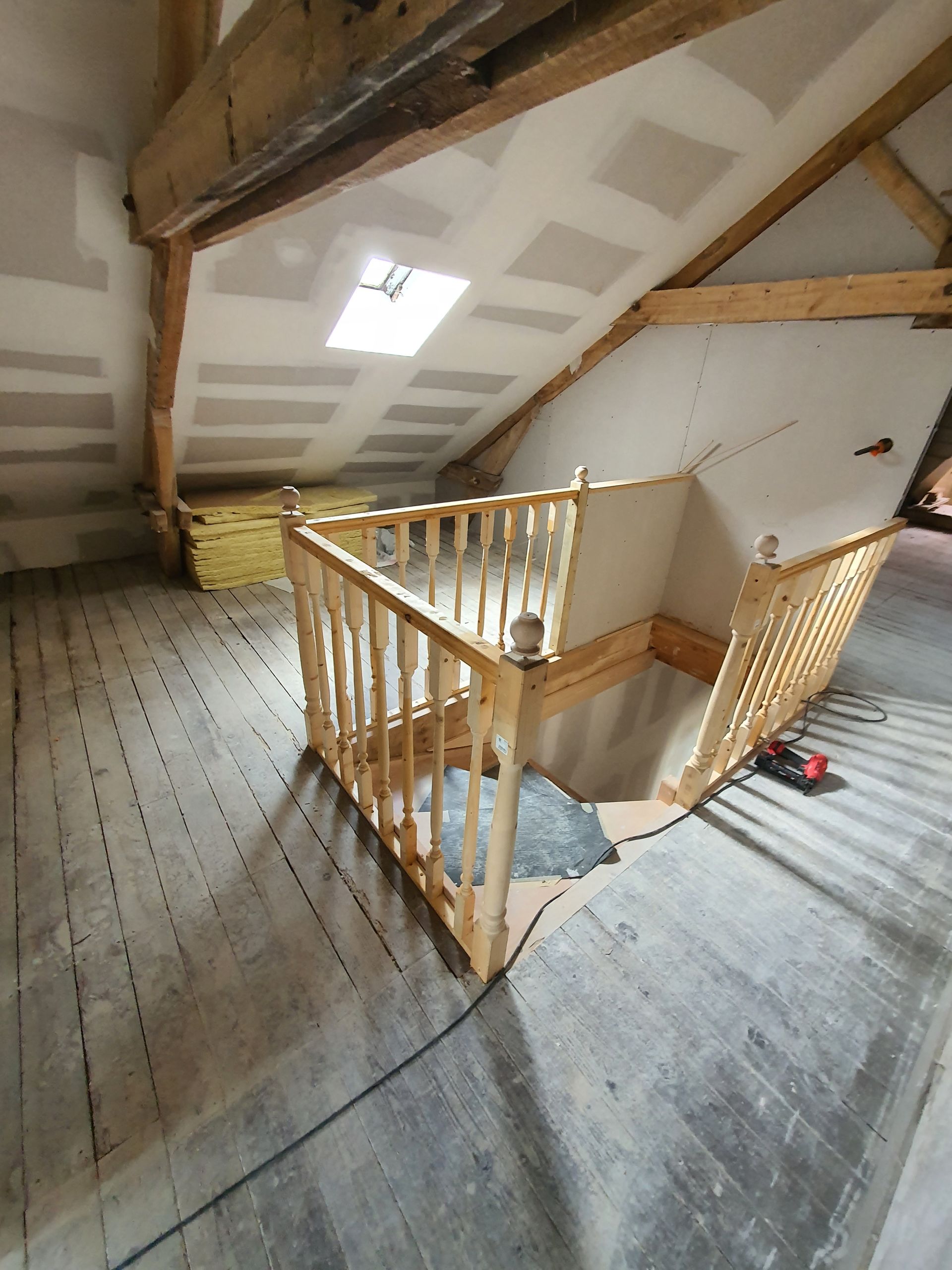 Garde-corps d'escalier en bois