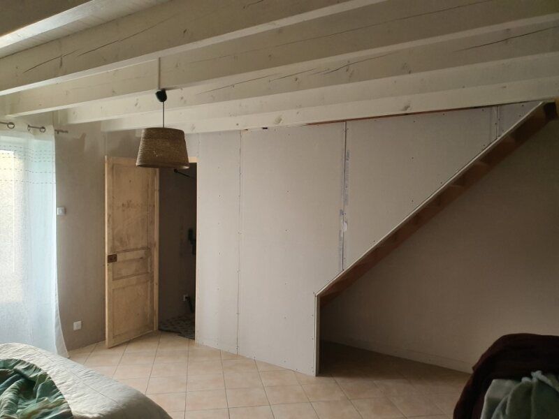 Pose de cloisons sèches