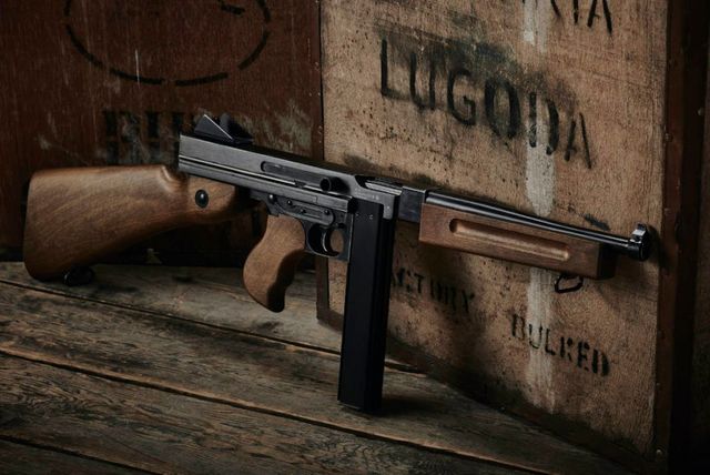 Legends P08 Pistolet billes acier 4.5 mm Full métal type Luger