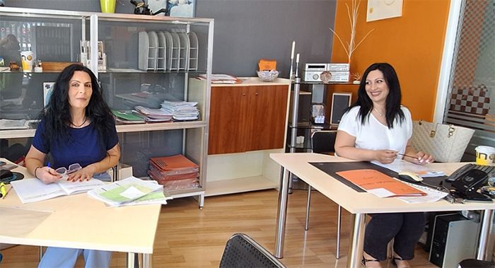 ΛΟΚΑ ΓΕΩΡΓΙΑ |
Αυτοκινητιστικές - Διεκπεραιώσεις - Μεταβιβάσεις - Ασφάλειες