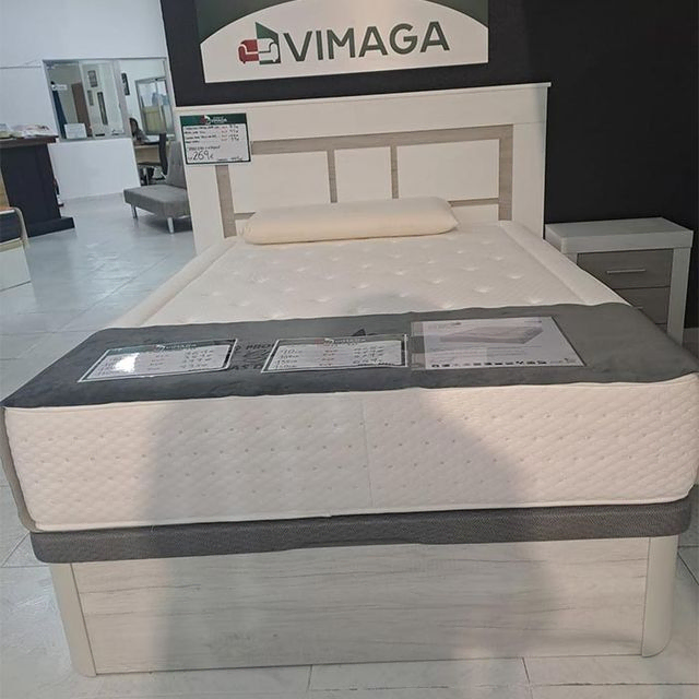 Un colchón Vimaga está en exhibición en una tienda.
