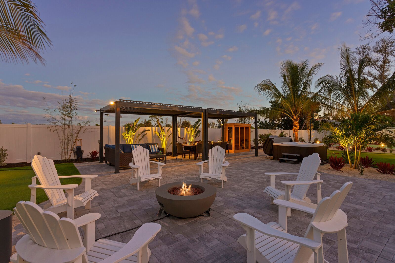 Bradenton Florida rental with splash pad, playground, and kid-friendly resort-style backyard