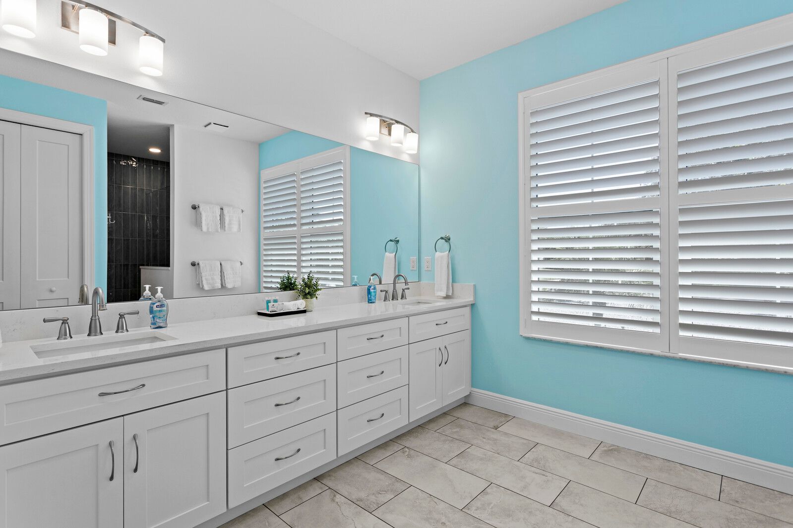 Bradenton family vacation rental featuring private pool, splash pad, and playground for kids