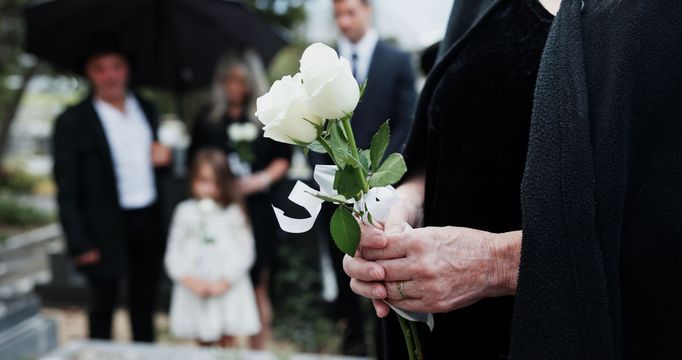 Bestatter Barsbüttel begleitet Familien bei der Trauerfeier