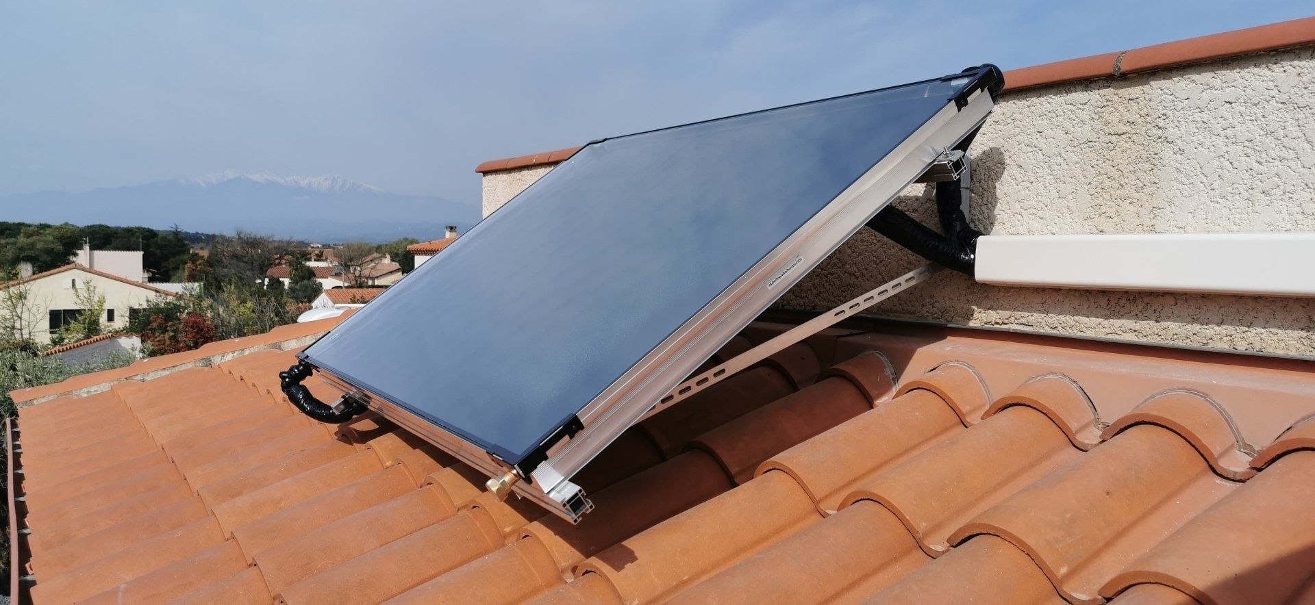 1 panneau thermique sur toiture pour production eau chaude