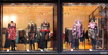 Vitrine magasin de vêtements