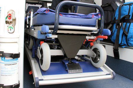 Ambulances équipées