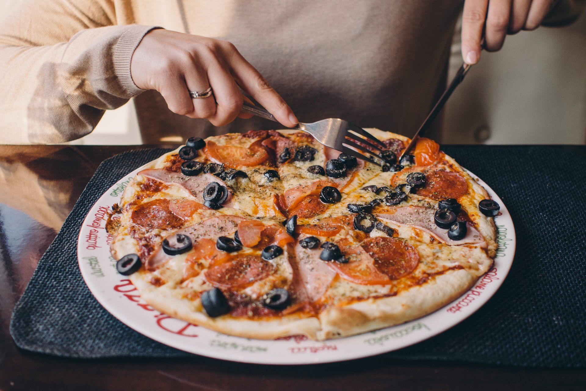 Pizza avec des olives