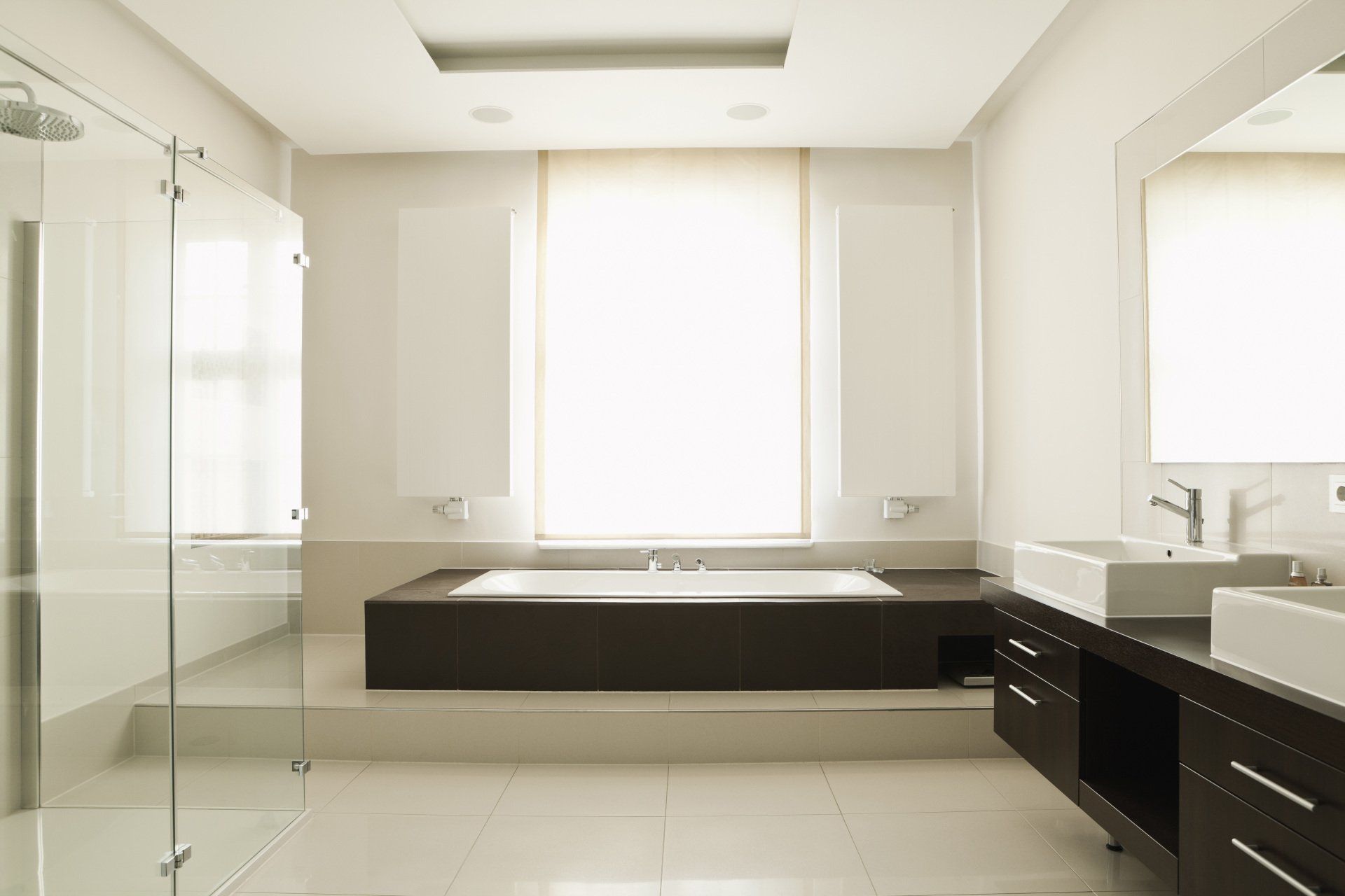 Une salle de bains design