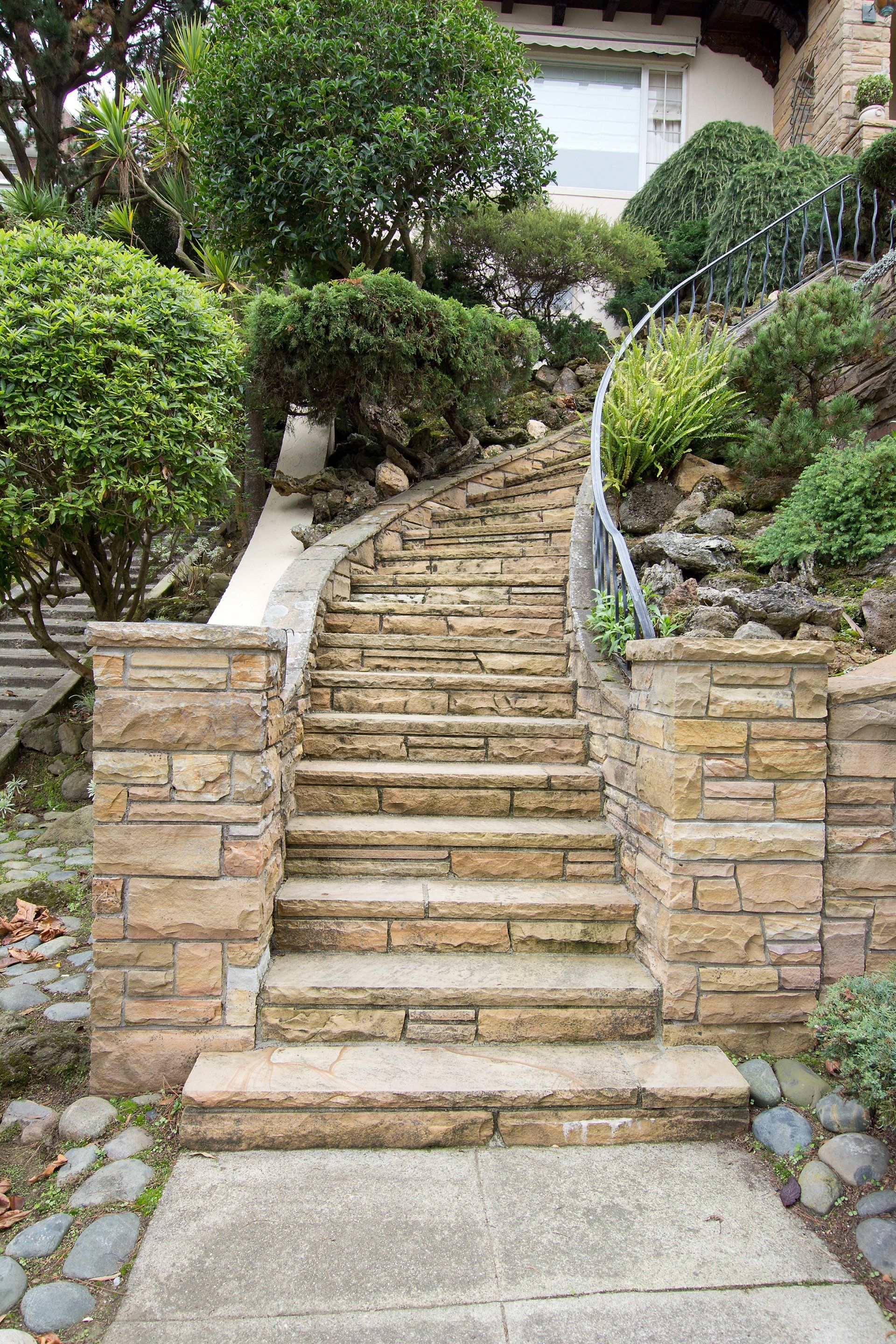 Escalier en pierre