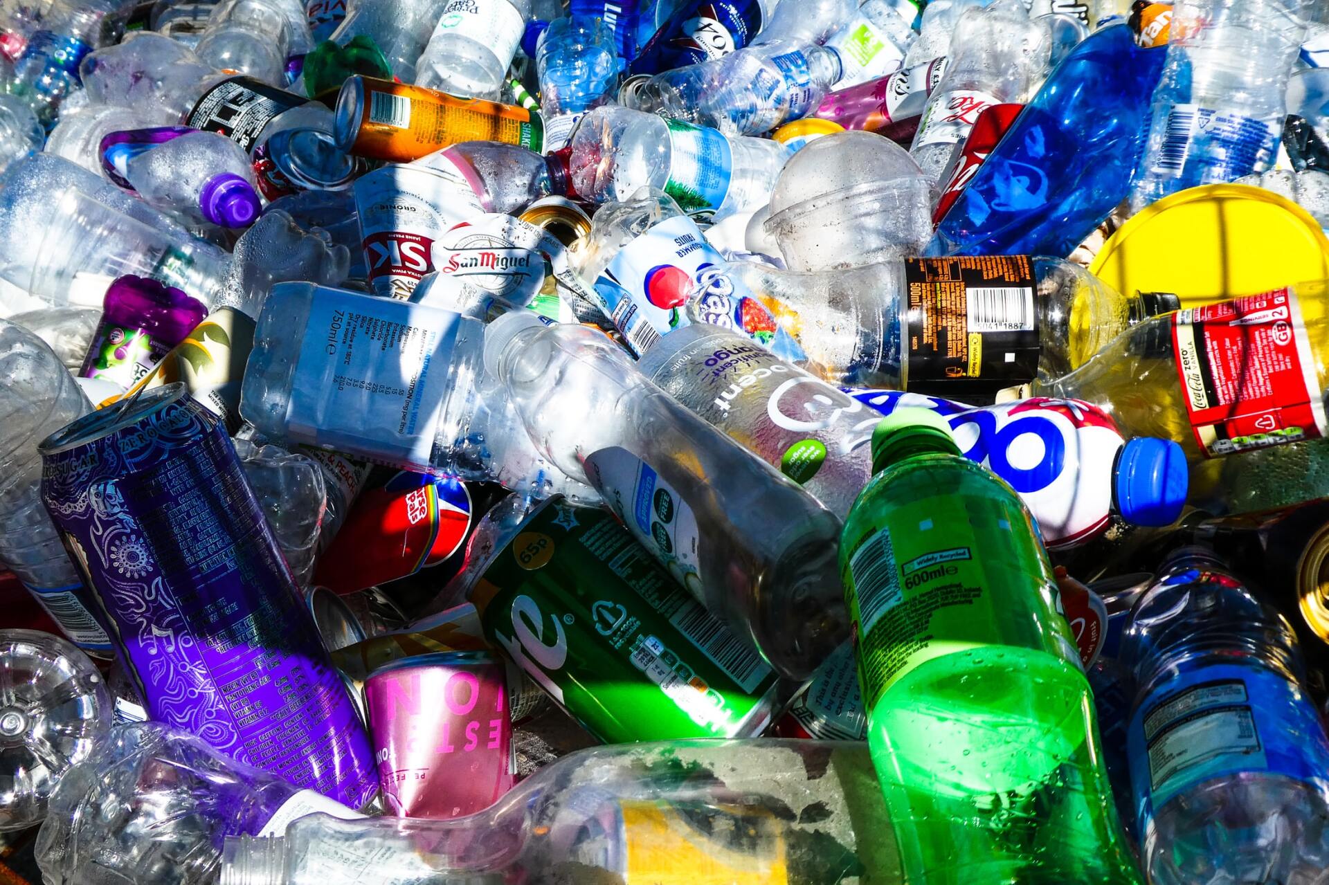 Recyclage bouteille plastique
