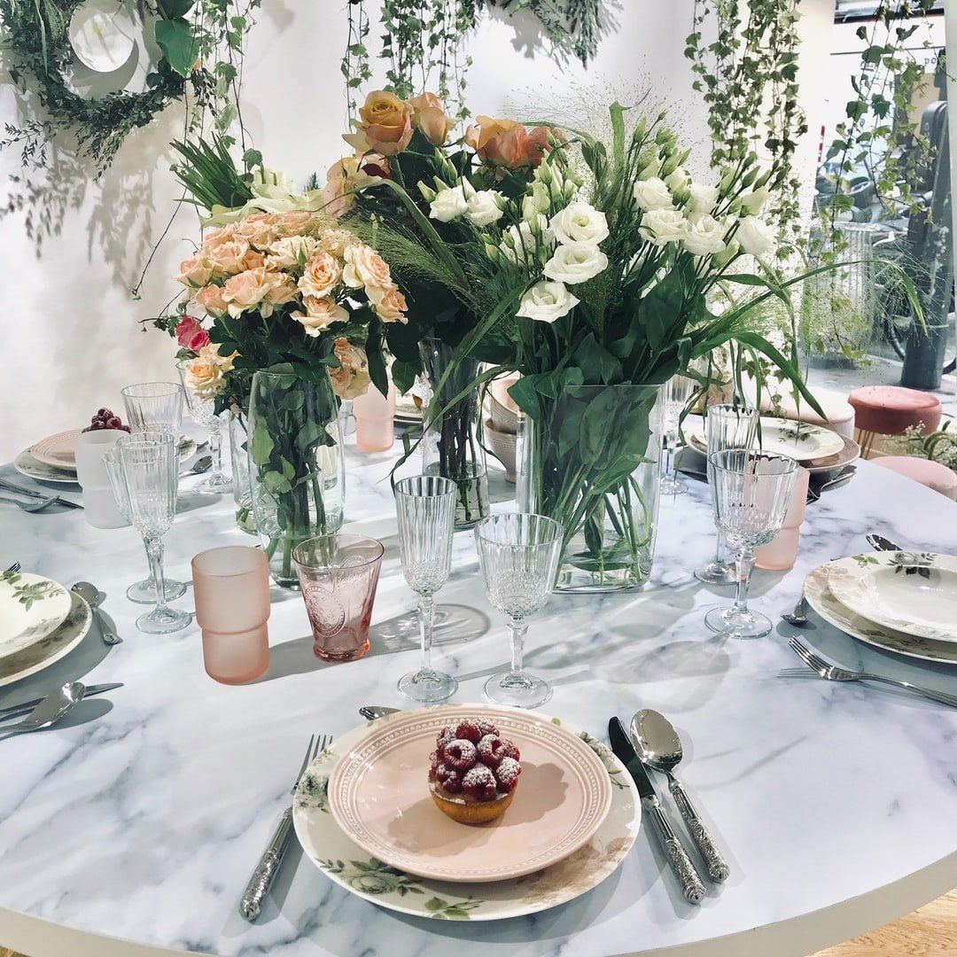 Bouquet table